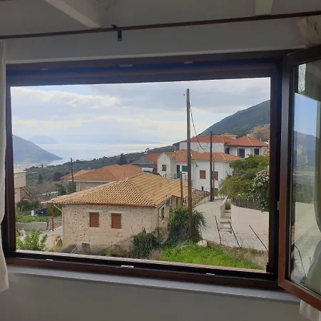 Rena Agios Petros (Lefkada)
